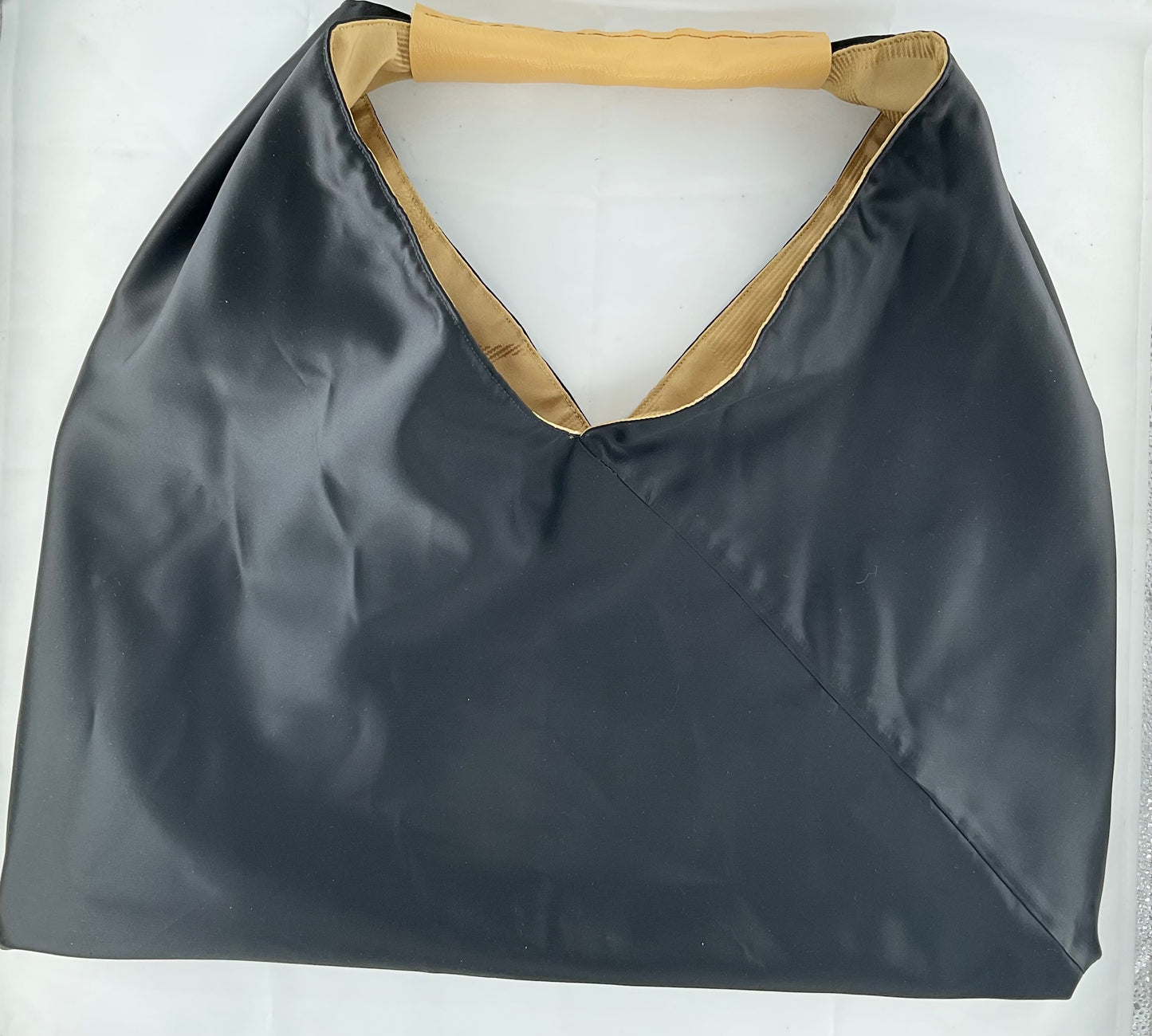 RDC Fashion - Reversible Bento bag Gold and black