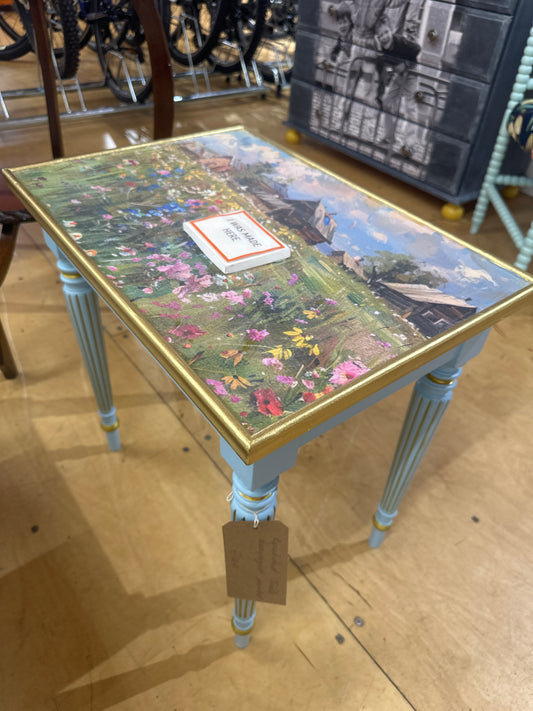 RDC Furniture - Table