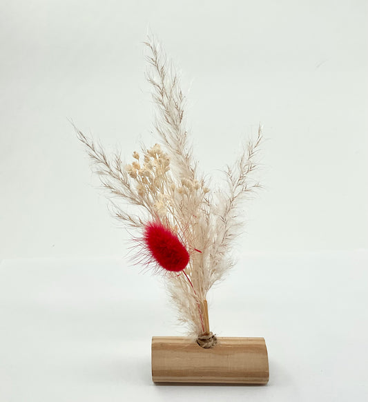 Home Decor with Dried Flower Arrangment