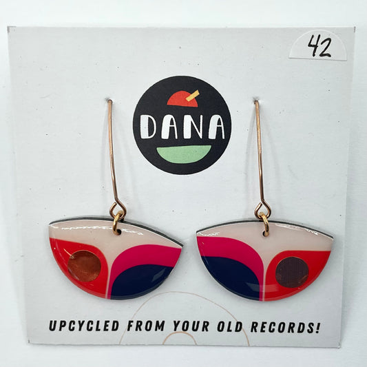 Dana Jewellery Bea boat shape-orange,pink,blue