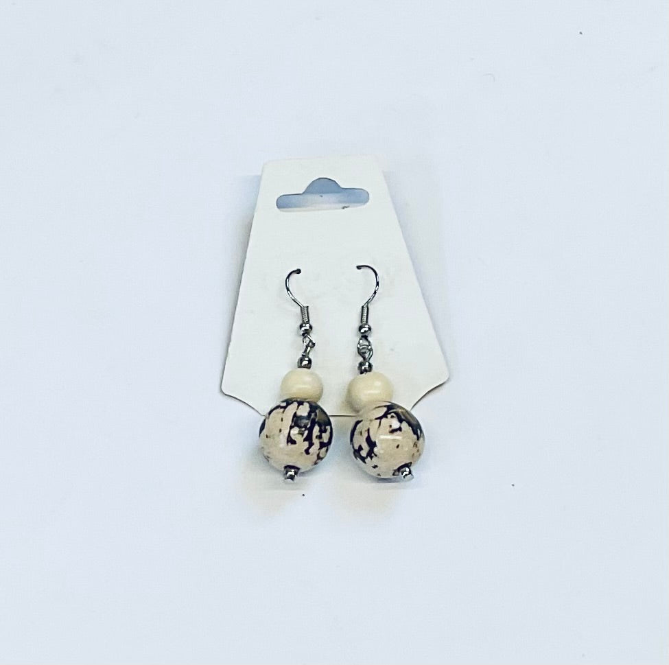 World Design Amazon Seed Ivory Earring