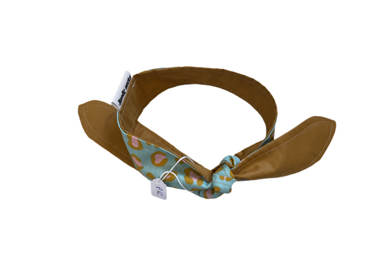 Noodle necks Neckerchief orange /green
