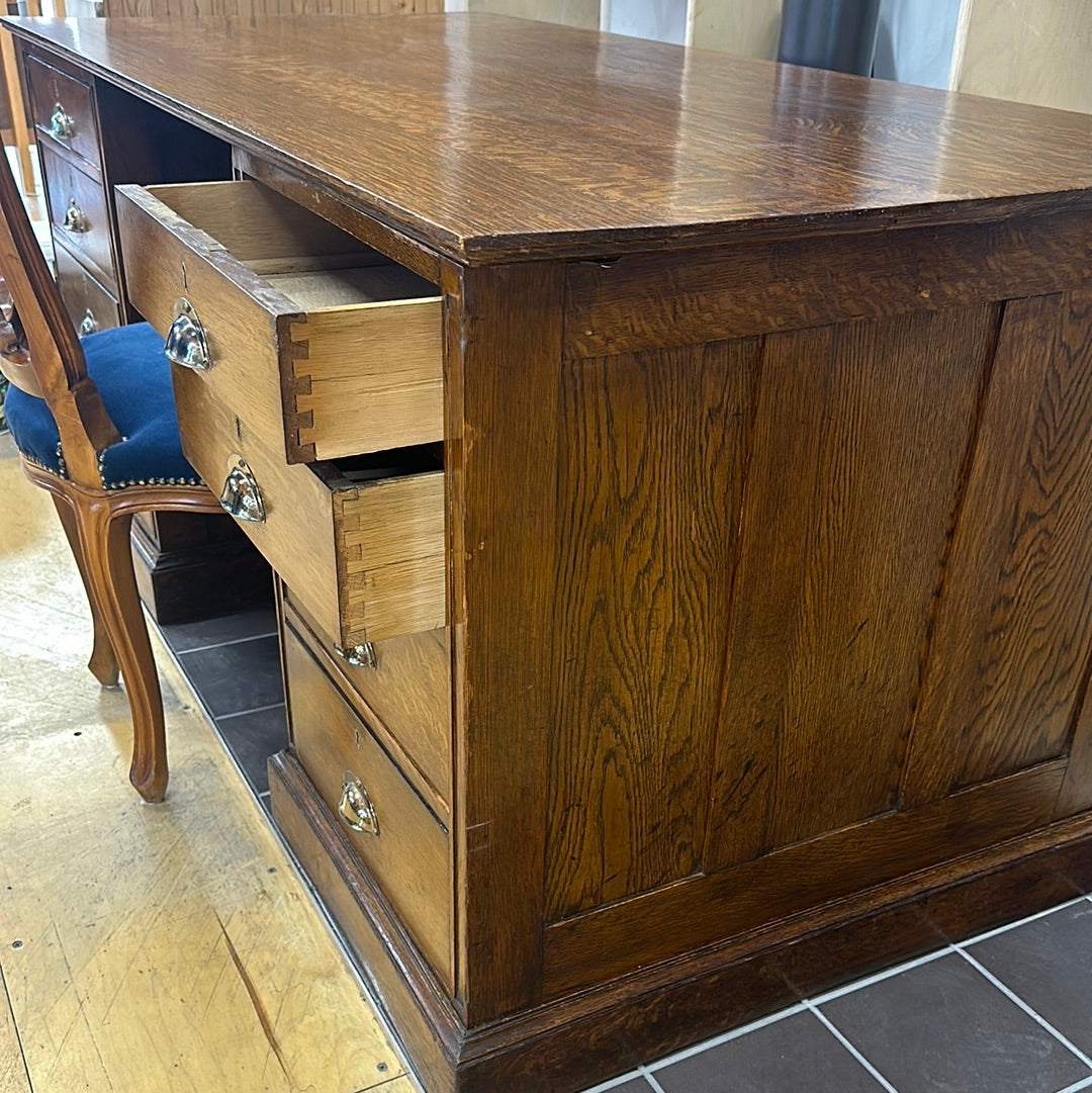RDC Furniture Solid Oak Ministers Desk