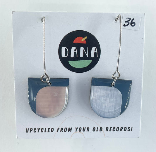 Dana Jewellery Dee earrings small arches with metalic datails- Grey/silver