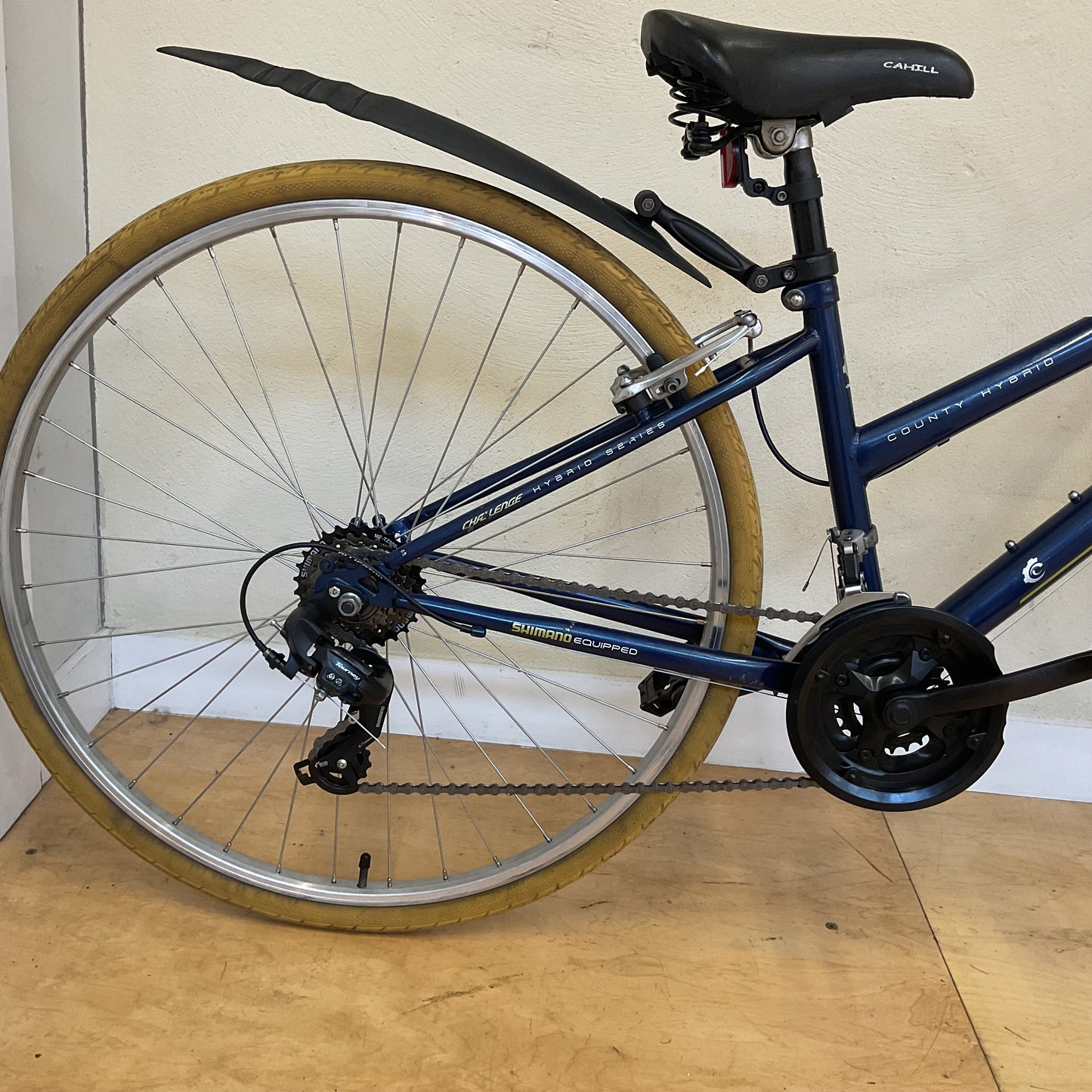 Challenge Navy blue country hybrid ch 65c