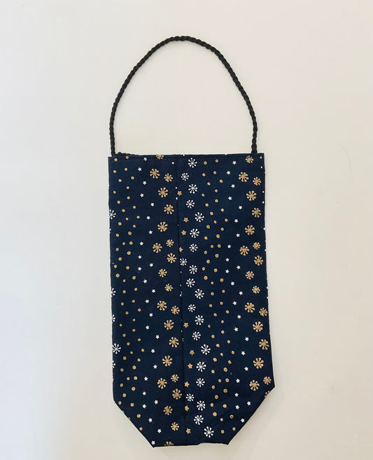 Three Sisters Water Bottle Holder