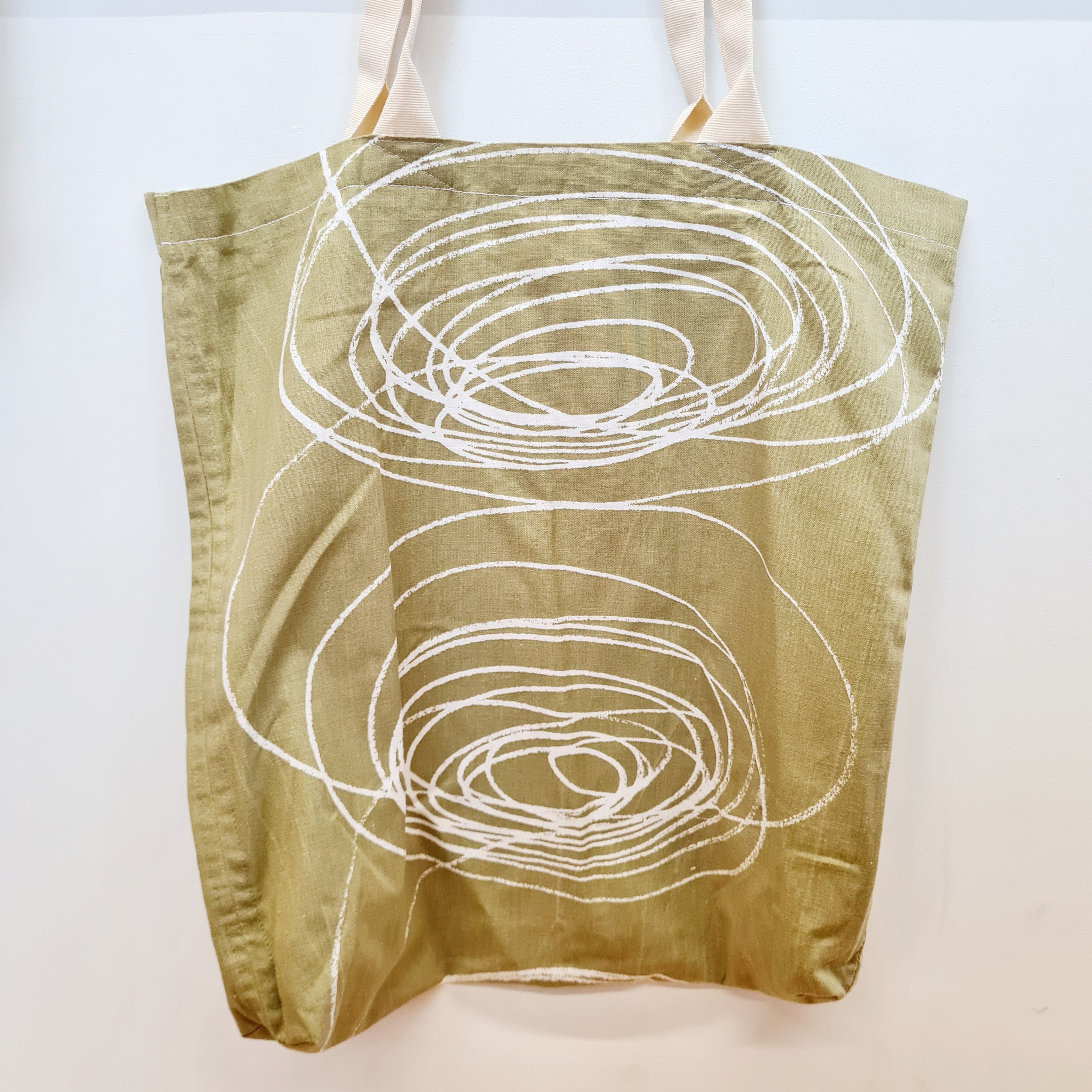 Mothdesign - Navy & White Floral Upcycled Tote Bag