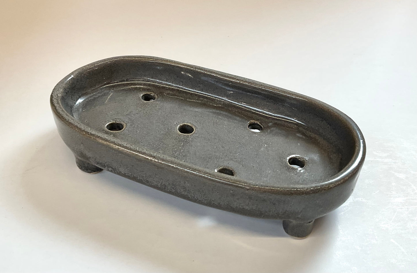 Happy Poppy Soap Dish Dark Grey