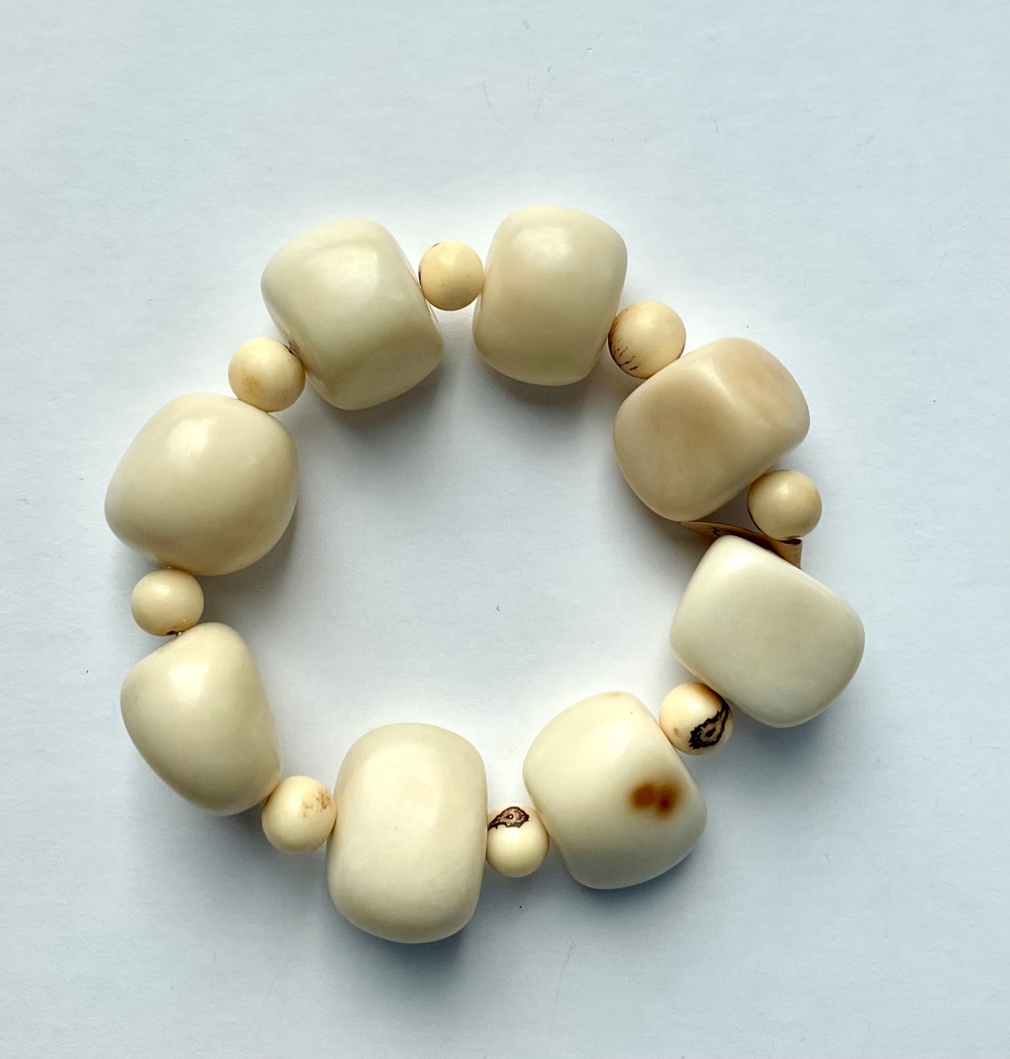 World Design Vegetable Ivory Bracelet