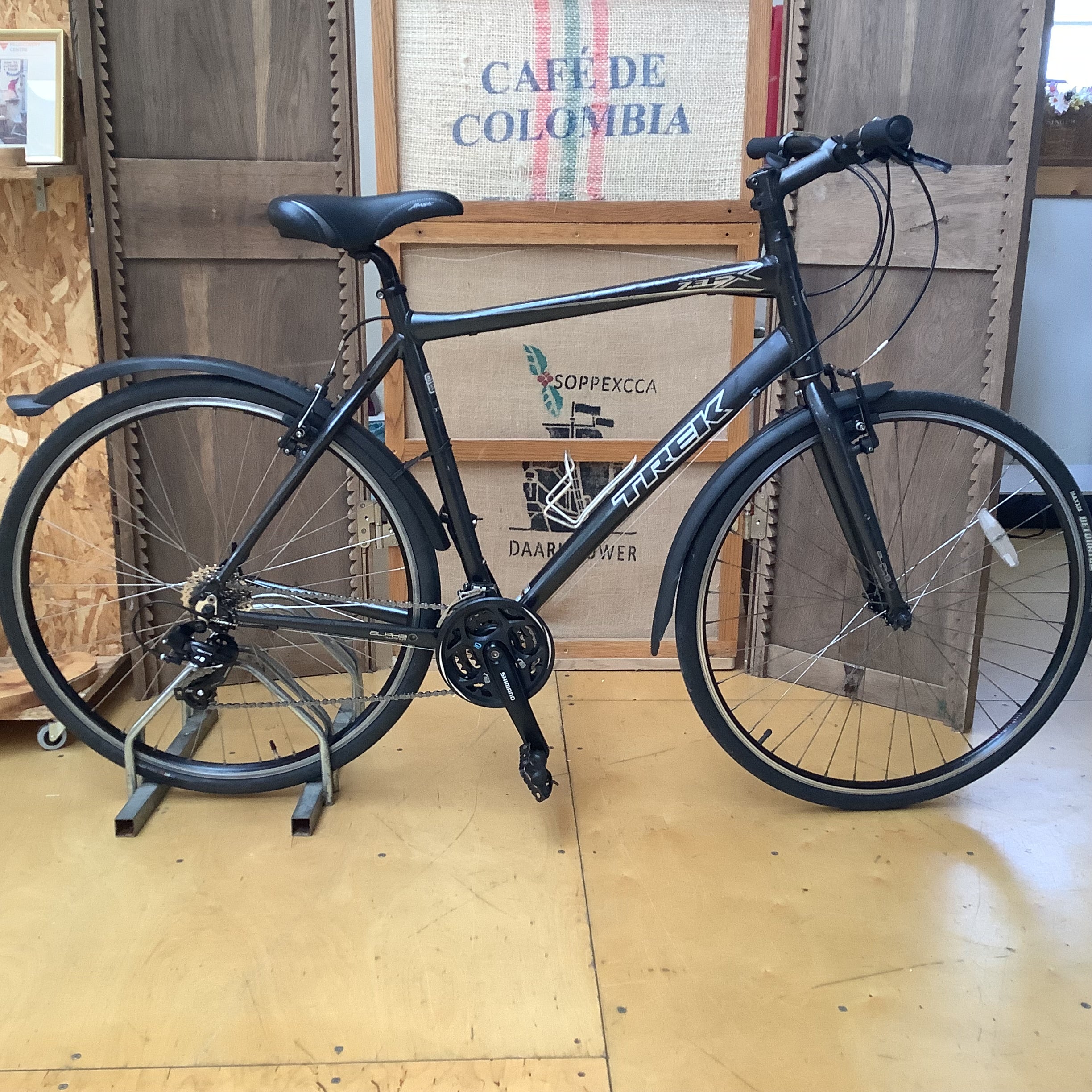 Trek 7.3FX grey