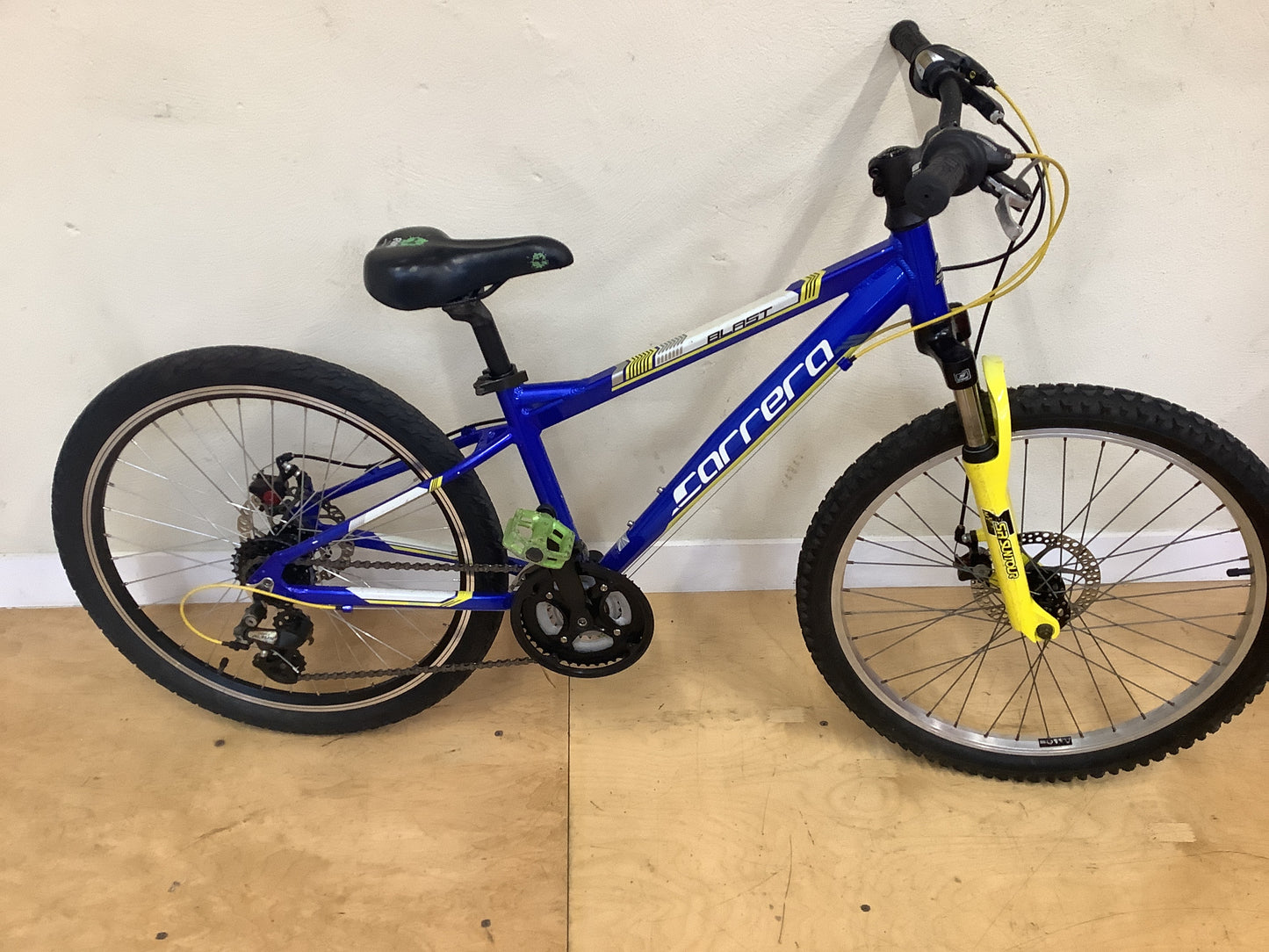 Blue Carrera Blast 24"