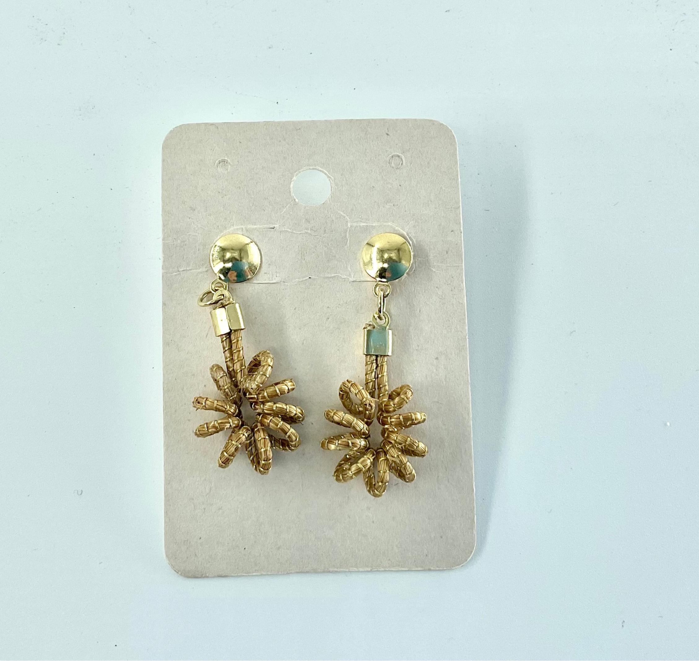 World Design - Gold Grass Flower Earrings