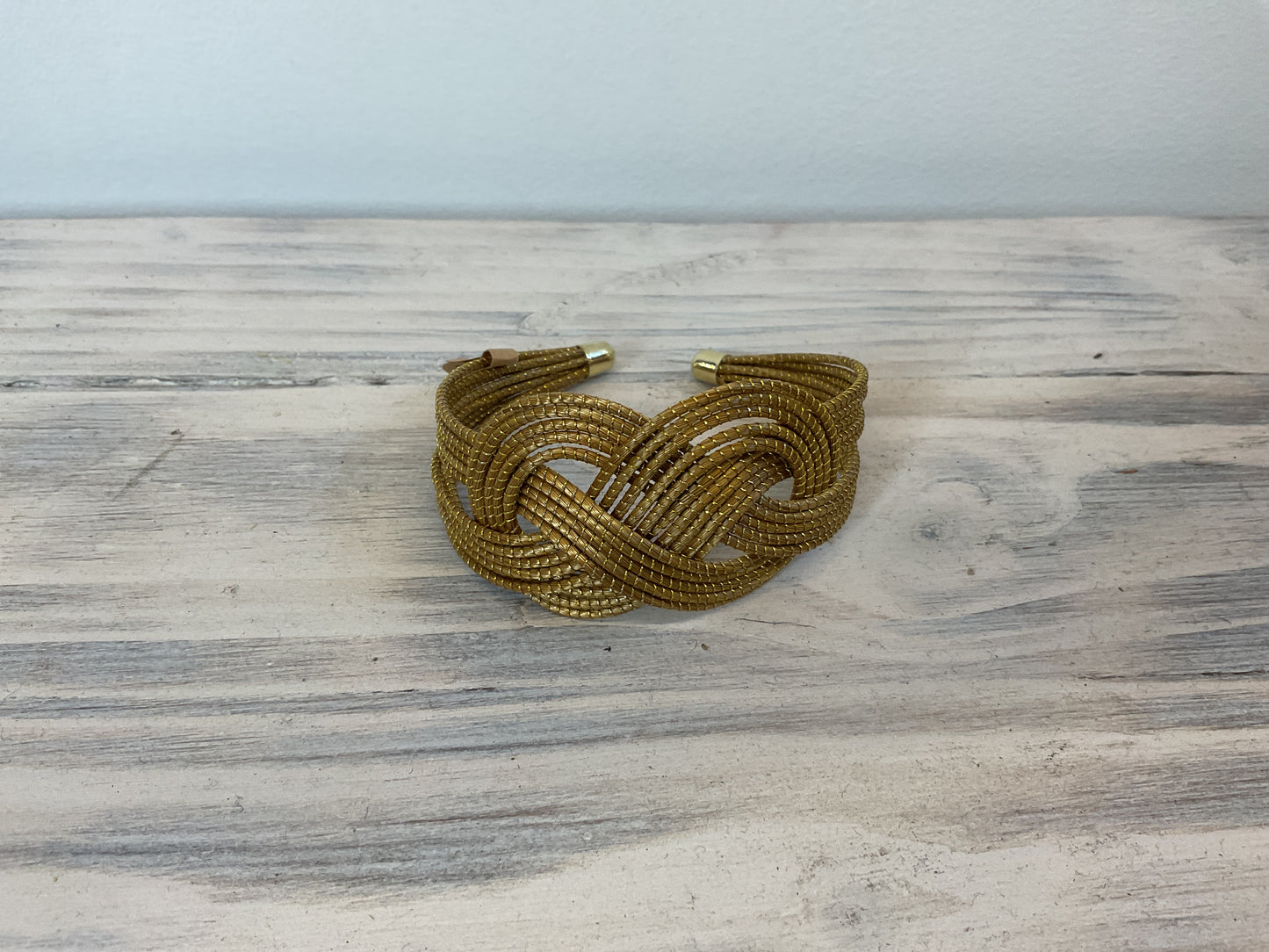 World Design Golden Bracelet