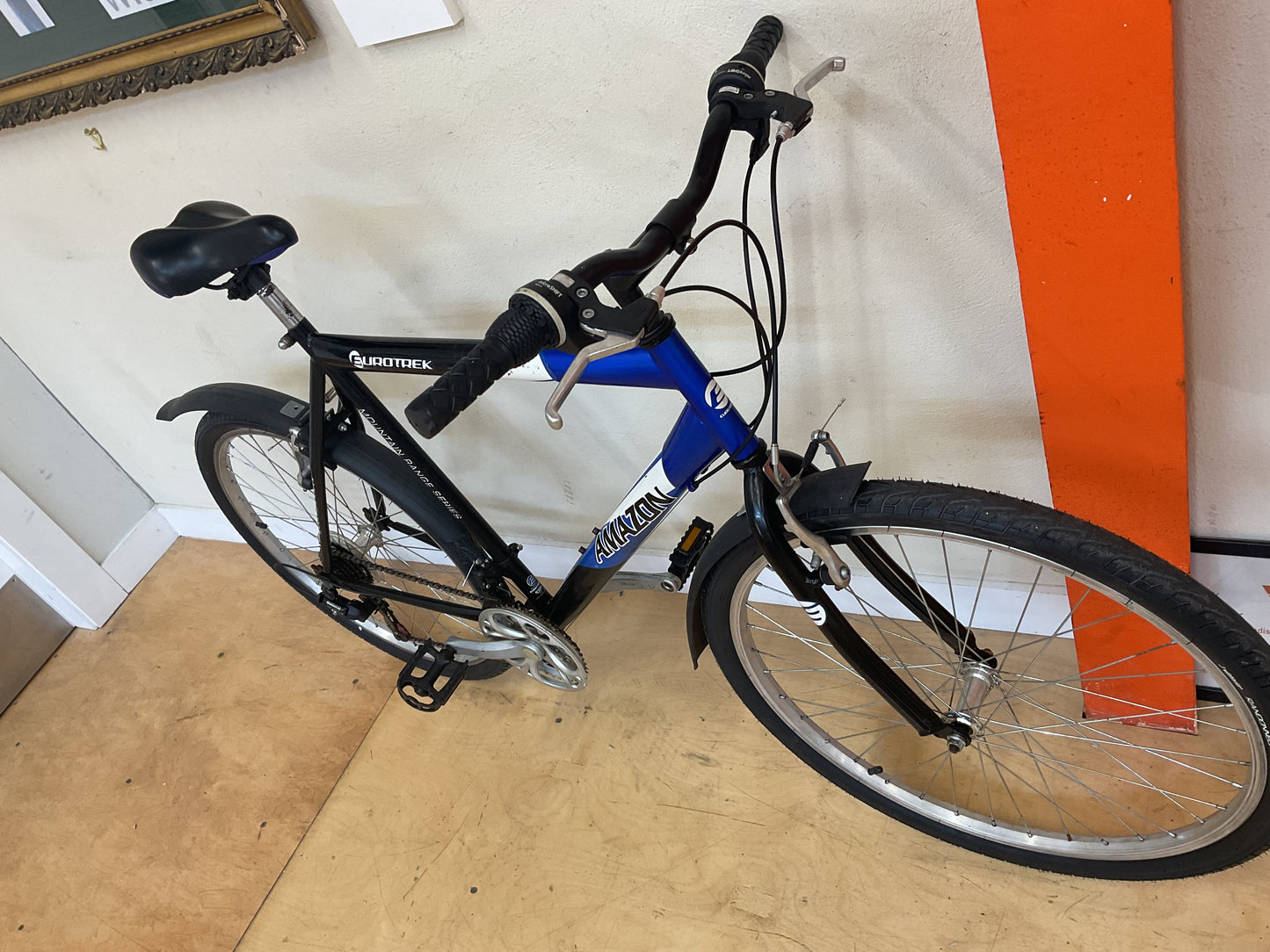 Amazon Eurotrek 26”