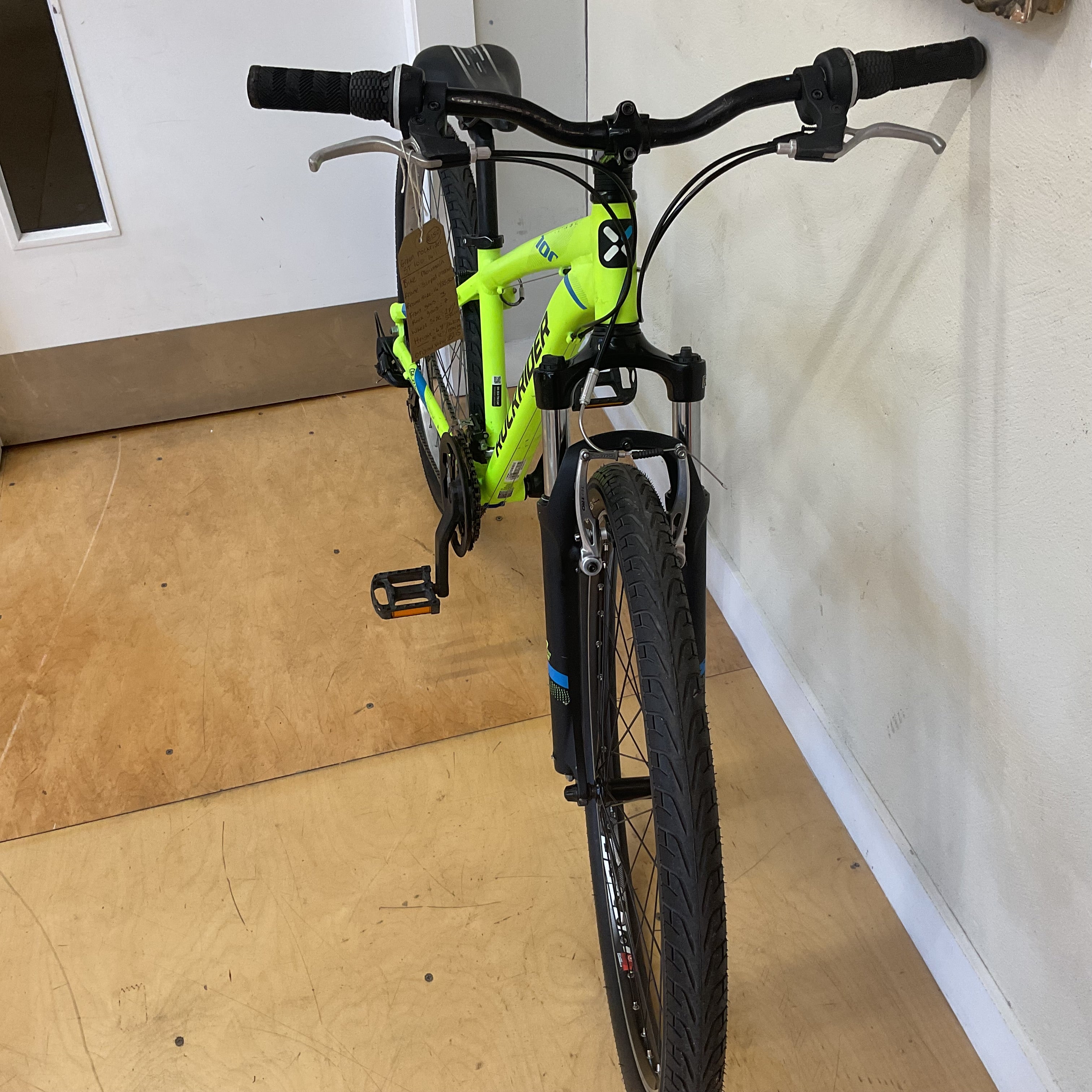 Green Rockrider ST 100 c.2018