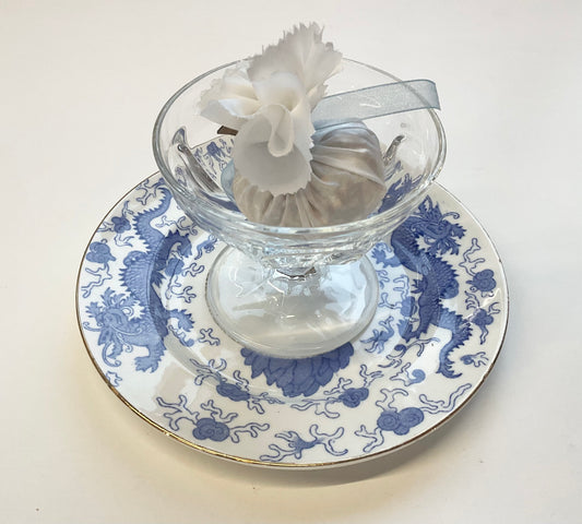 Top Glass + side plate bird feeder