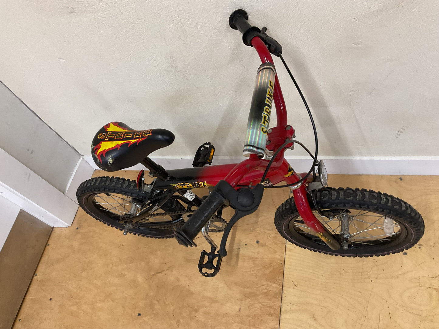 Strike Point Sprint 16”