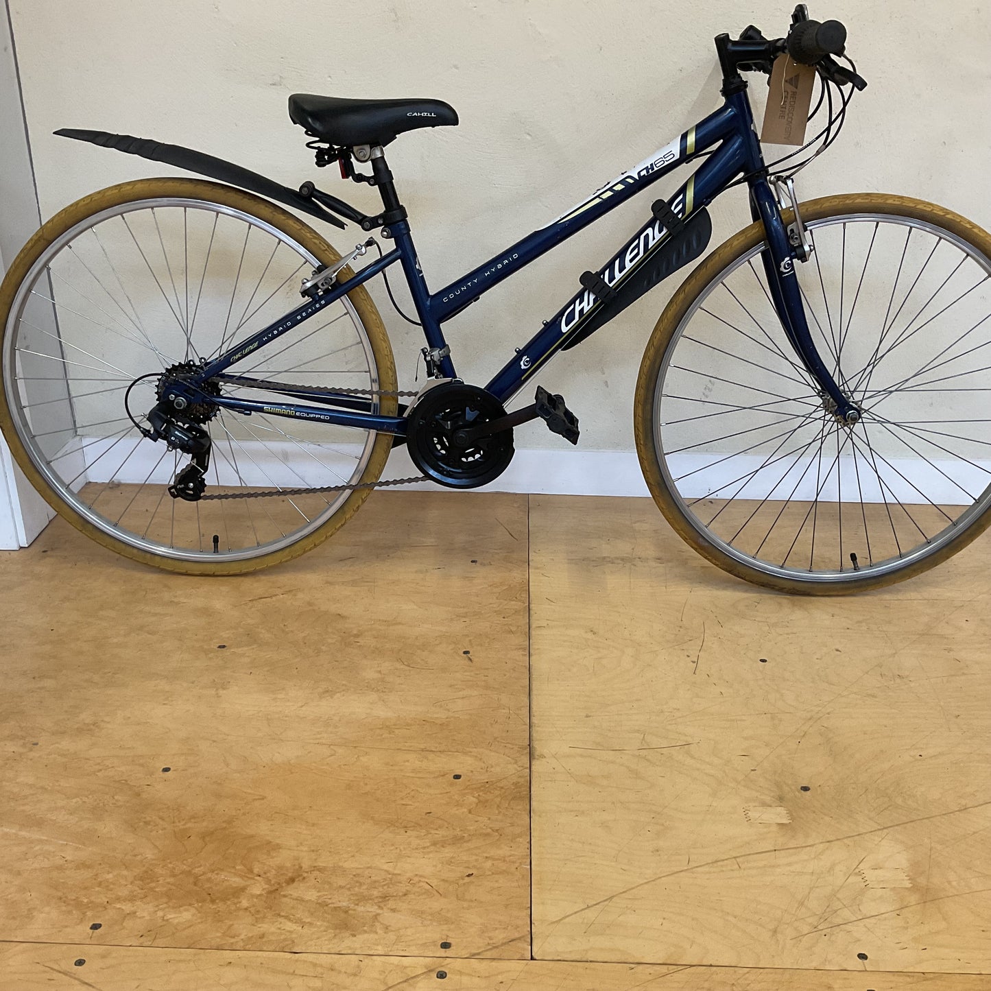 Challenge Navy blue country hybrid ch 65c