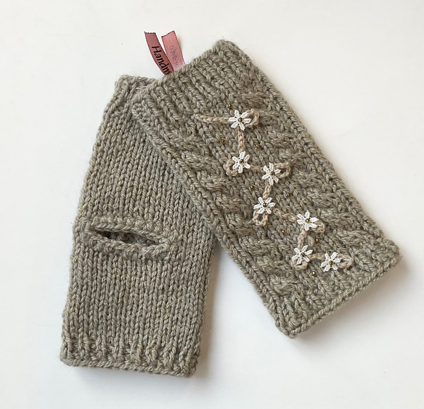 Hats & Flowers -Mittens-Brown & shiney thread
