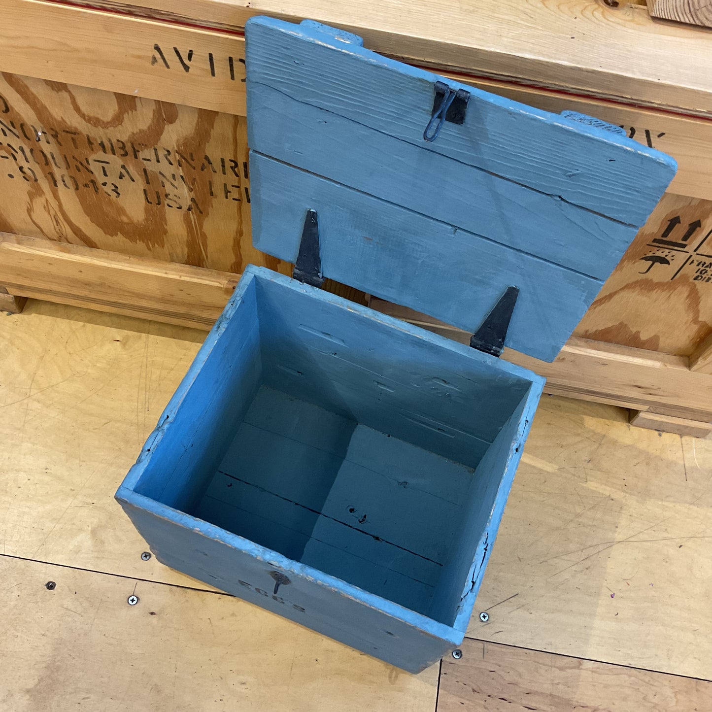 Monika’s Makes: Teal Blue Egg Box