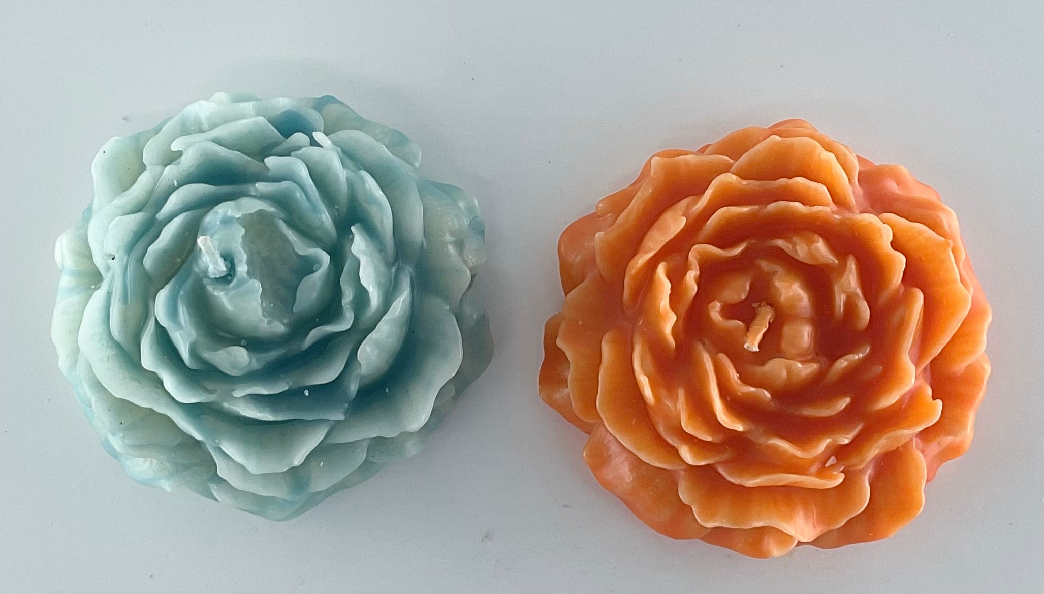 handcrafted flower shape candle