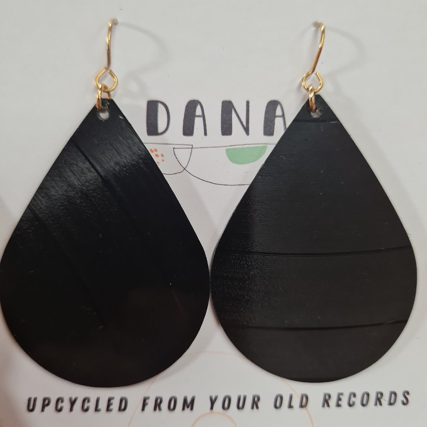 Dana Jewellery Lrg Drop Black Earrings